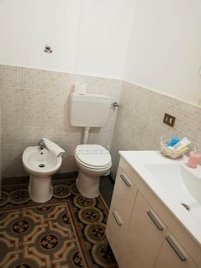 B&B Orchidea ปาแลร์โม ภายนอก รูปภาพ